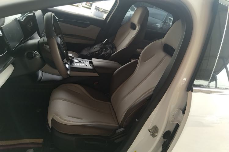 Used BYD Qin PLUS 2024 HONOR Edition DM-i 55KM Leading Model Left Front Seat