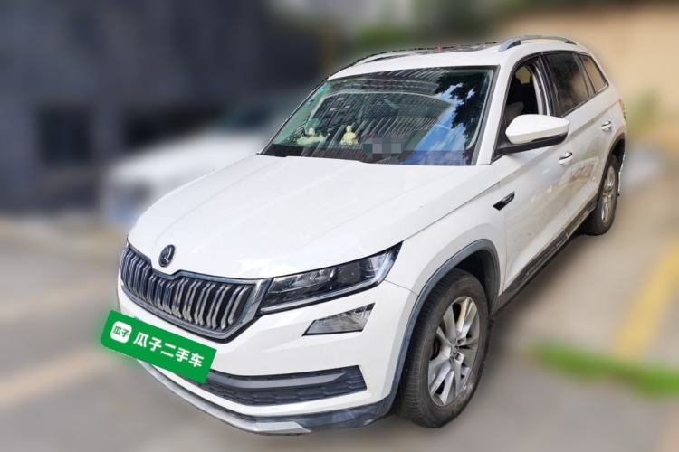 Used Skoda Kodiaq 2018 Facelifted TSI330 5-Seater Two-Wheel-Drive Luxury Enjoyment Edition