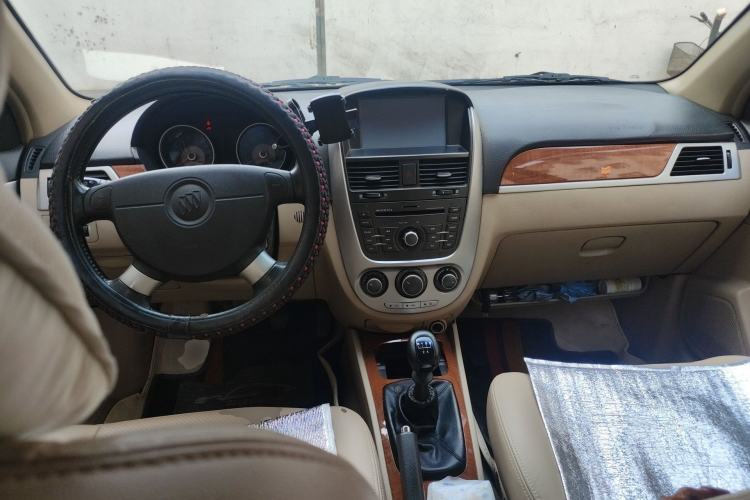 Used Buick Excelle 2011 1.6 LE-MT