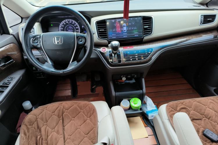 Used Honda Odyssey 2015 Revised 2.4L Luxury Edition