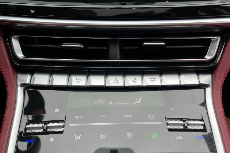 Used CHANGAN CS85 COUPE 2019 2.0T Automatic Luxury Edition China VI Standard
