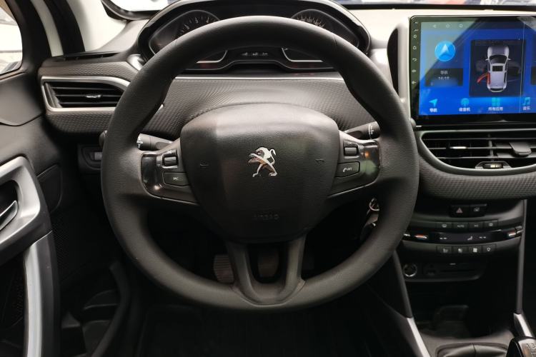 Used Peugeot 2008 2014 1.6L Manual Fashion Edition