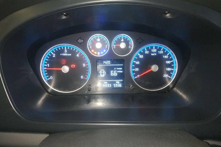 Used Foton Toano 2021 2.0T Manual Tongtu Short Wheelbase Mid-Height 5/6-Seater 4F20TC3
