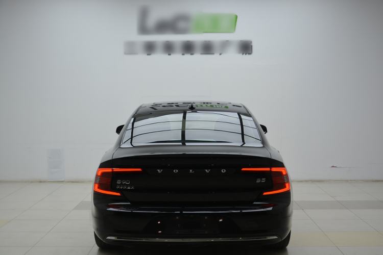 Used Volvo S90 2023 B5 Zhiyi Luxury Edition
