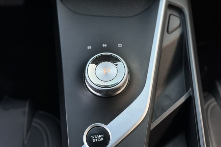 Used Geometry A 2021 Pro Enjoy High-Dimensional Range Edition 430 km A430 Square Version Gear Lever