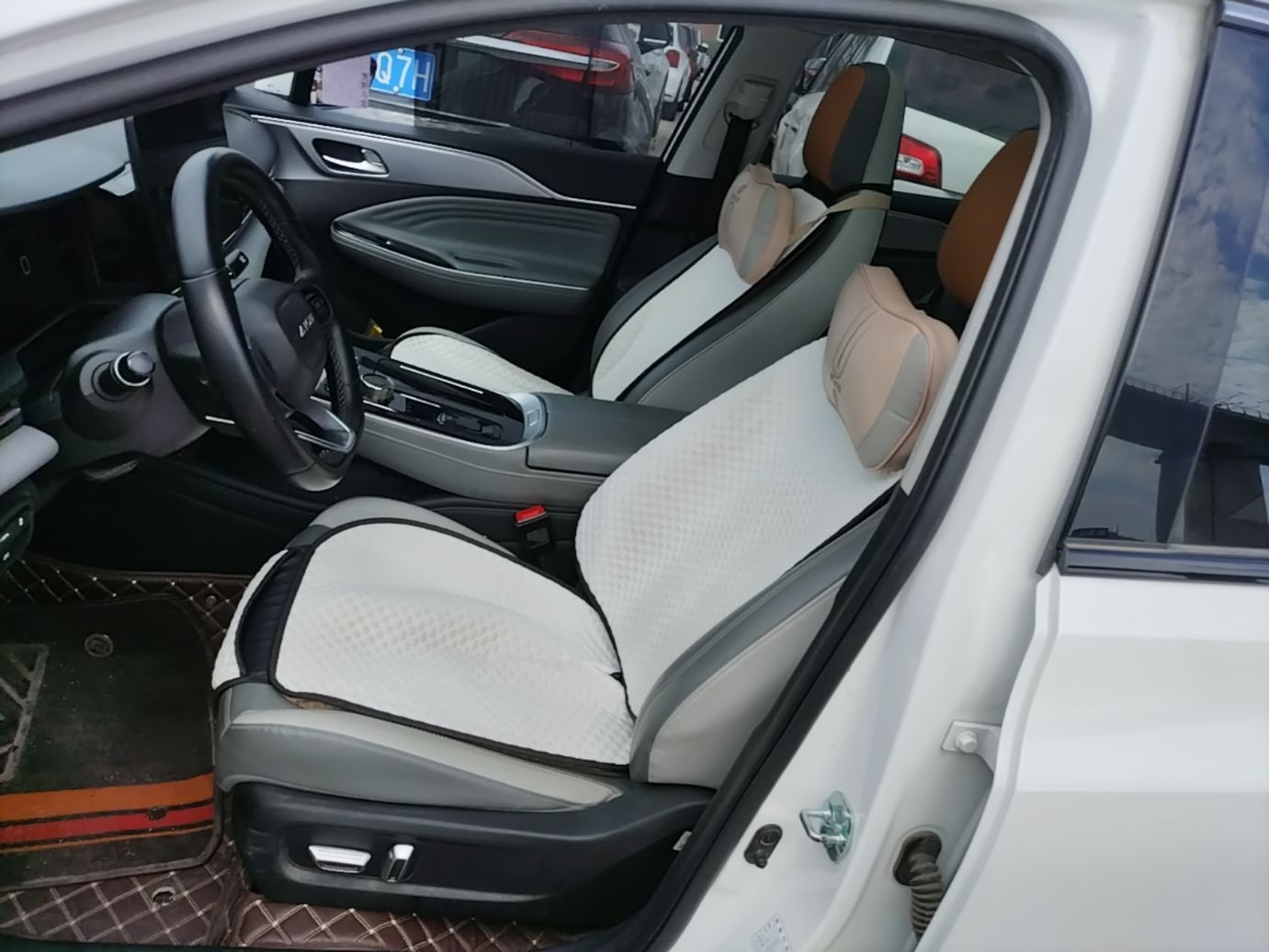 Interior delantero