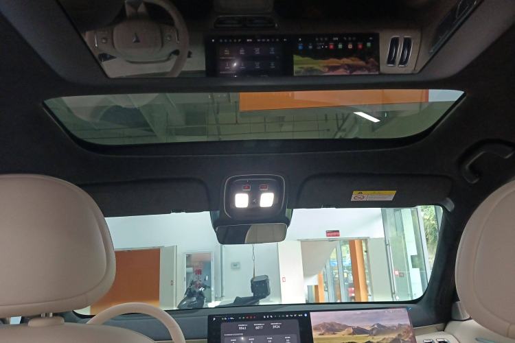 Used Deepal S09 2025 Four-Wheel Drive Ultra+ Custom Edition
