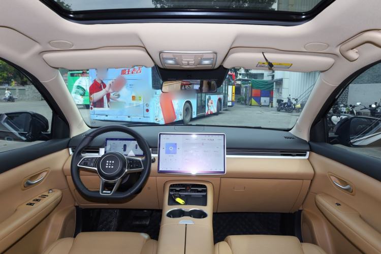 Used Landian E5 PLUS 2025 165 km Long-Range Version 7 Seats