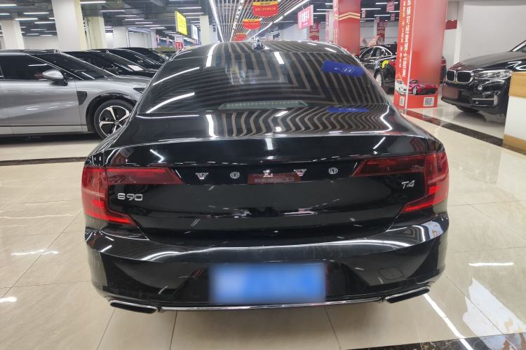 Used Volvo S90 2017 T4 Zhiyi Edition