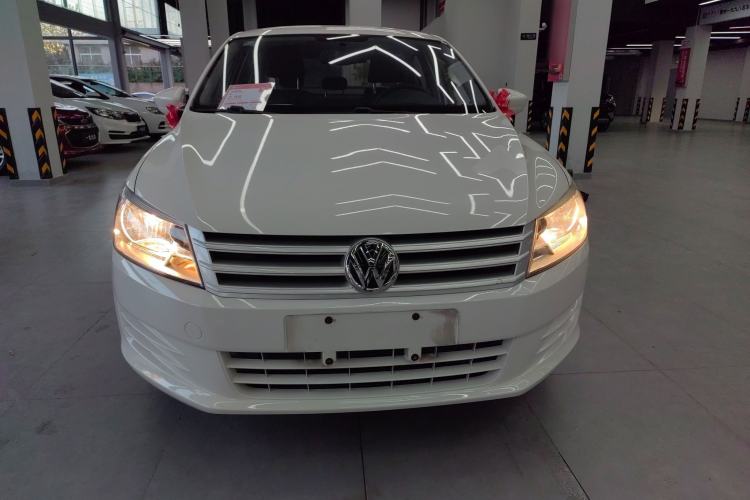 Used Volkswagen Santana 2015 1.6L Automatic Fashion Edition
