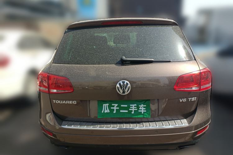 Used Volkswagen Touareg 2011 3.0 TSI High-End Version Rear