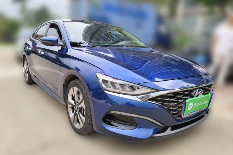 Used Hyundai Lafesta 2019 280TGDi Sport Edition China VI Front Right 45 Deg