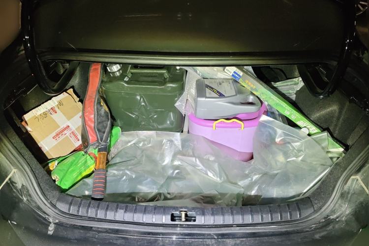 Used Volkswagen Bora 2015 Zhuihui Edition 1.6L Manual Comfort Model Trunk