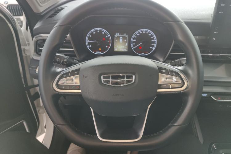 Used Geely Auto Vision X6 2021 PRO 1.4T Manual Luxury Model
