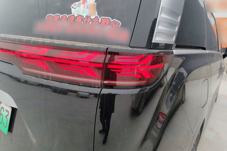 Used Denza D9 2024 DM-i 970 Luxury Model