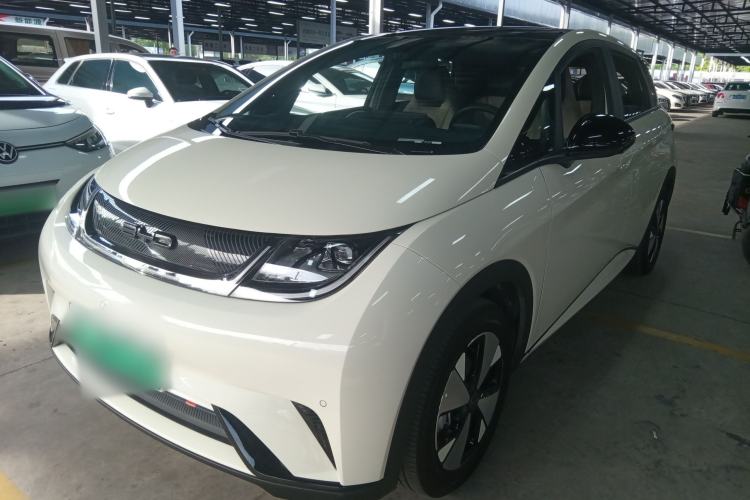 Used BYD Dolphin 2023 420 km Fashion Edition