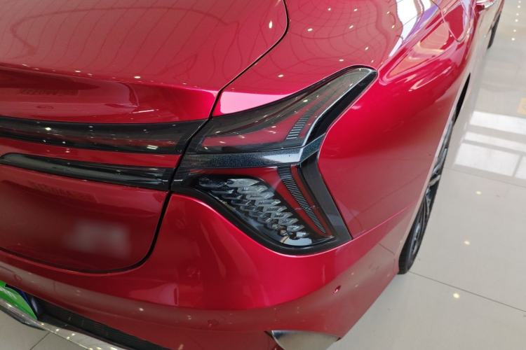 Used Hongqi H6 2023 2.0T ZhiZhen Edition
