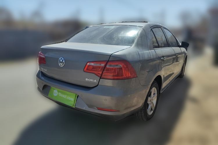 Used Volkswagen Bora 2013 1.6L Manual Fashion Edition
