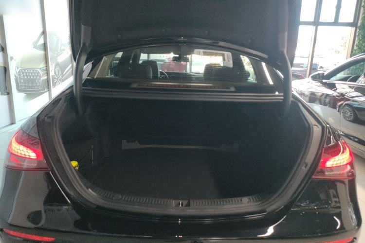 Used Mercedes-Benz E-Class 2022 E 300 L Stylish Model