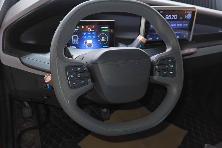 Used Baojun E200 2019 250KM Smart Drive Edition Steering Wheel