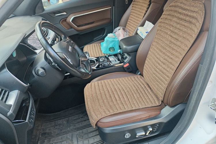 Used Haval H6 2017 Red-Label 2.0T Automatic Two-Wheel Drive Leading Edition
