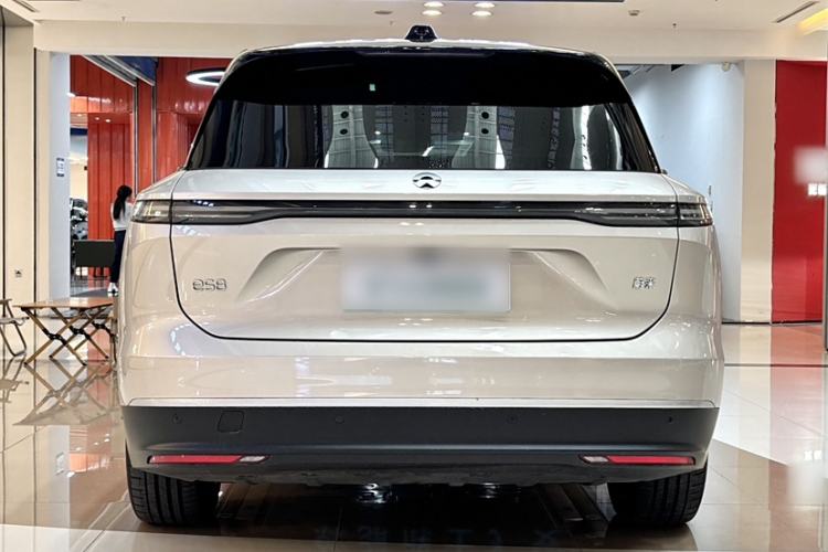 Used Nio ES8 2024 75 kWh
