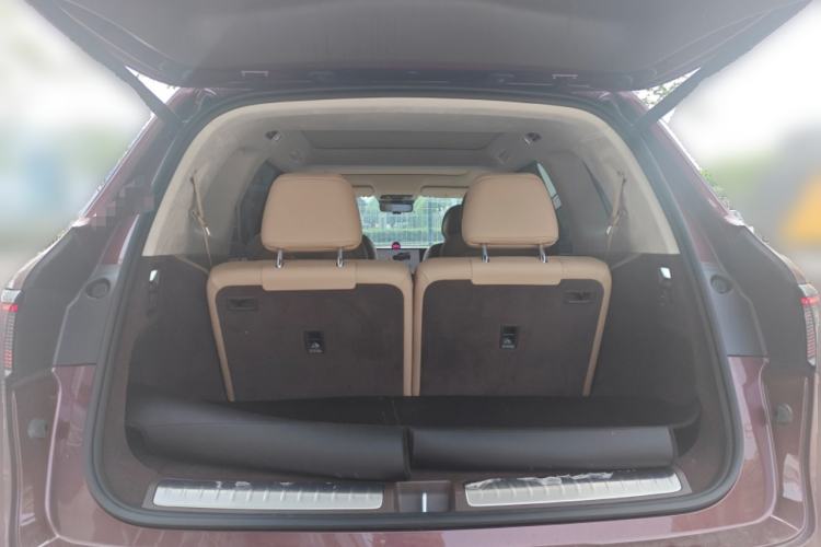 Used Hima AITO M8 2025 Extended-Range Max+ Version 53.4 kWh 6-Seater Edition Trunk