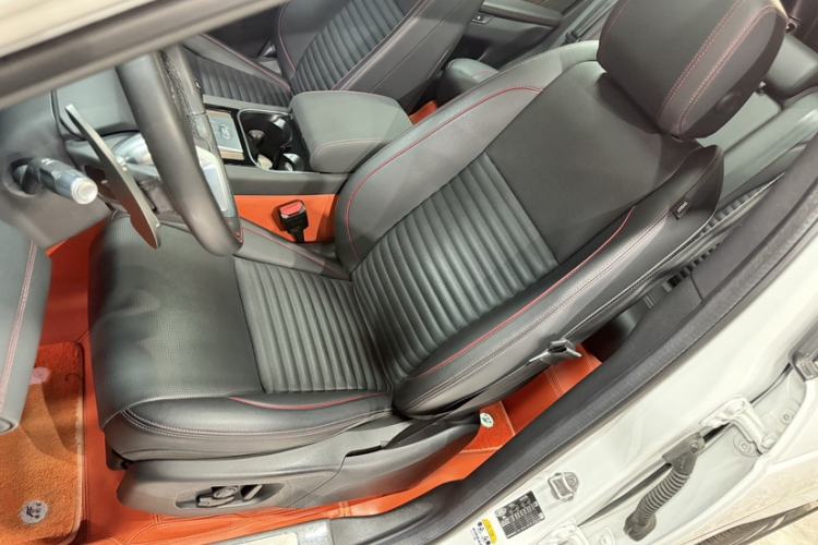 Used Land Rover Discovery Sport 2021 249 PS R-Dynamic SE Performance Tech Edition 5 Seats
