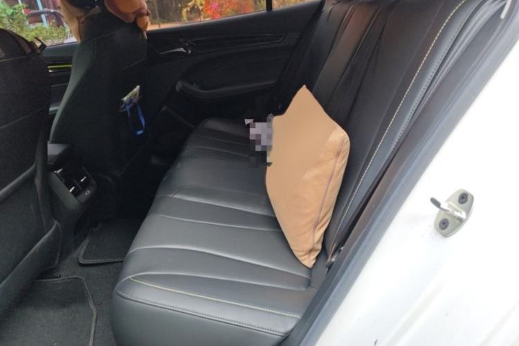 Used Roewe i5 2021 Revised 1.5L CVT Starry Edition Interior 2