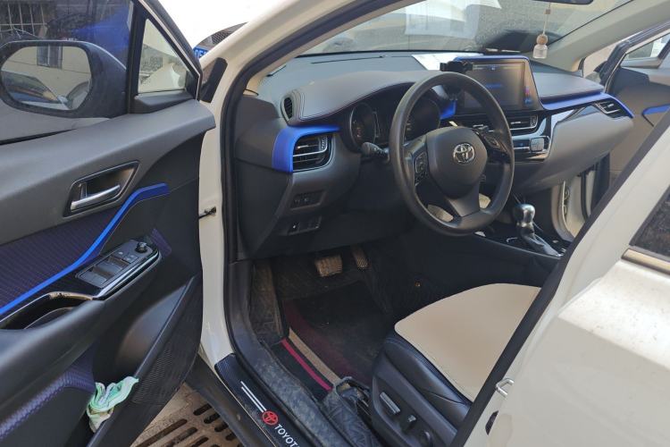 Used Toyota C-HR 2020 2.0L Luxury Edition
