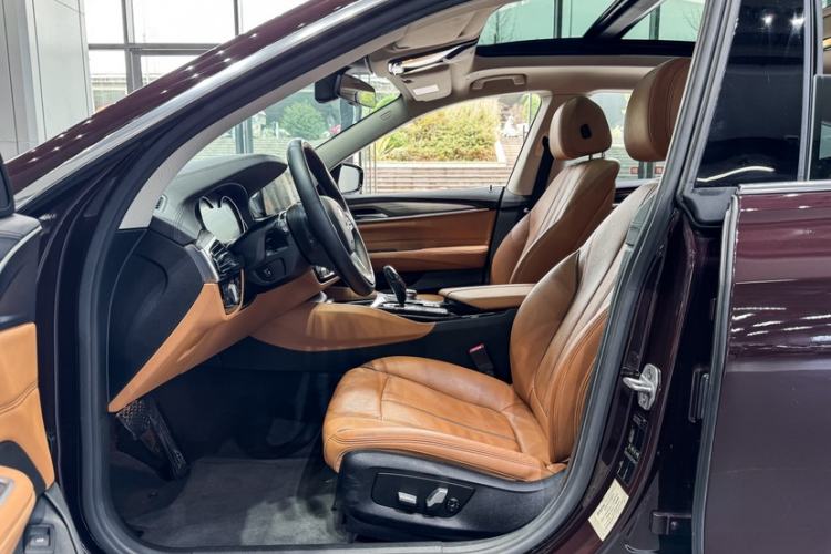 Used BMW 6 Series GT 2018 630i Luxury Design Package