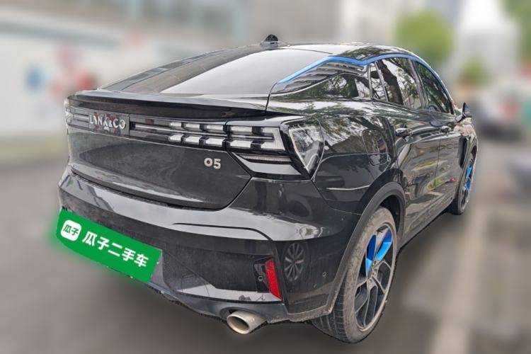 Used Lynk & Co 05 2020 2.0TD Two-Wheel Drive Shine Halo Rear Right 45 Deg