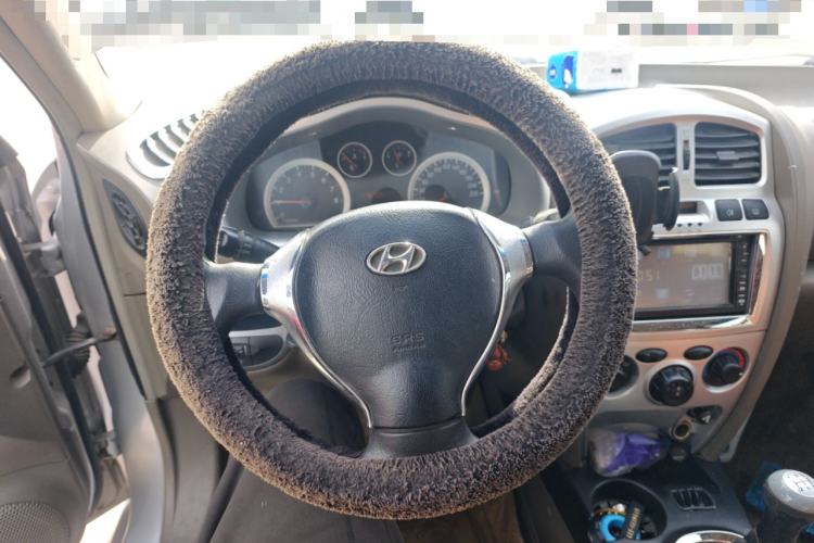 Used Huatai Santa Fe Classic 2012 2.0L Gasoline Manual Luxury Version