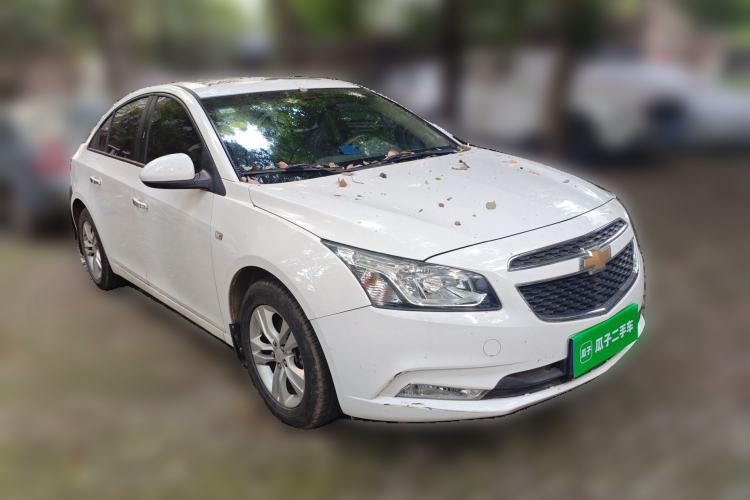 Used Chevrolet Cruze 2015 1.5L Classic SE AT Front Right 45 Deg