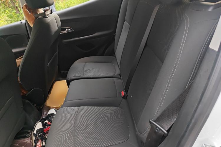 Used Buick Encore 2013 1.4T Automatic Two-Wheel Drive Elite Model Left Rear Seat