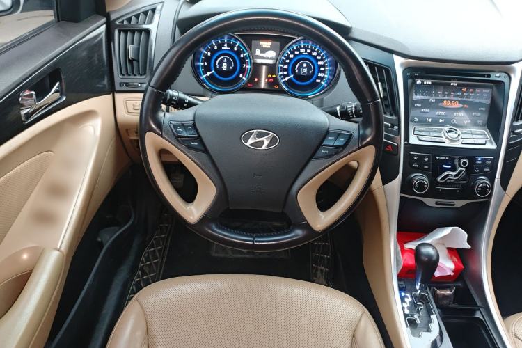 Used Hyundai Sonata 2013 2.0L Automatic Luxury Edition
