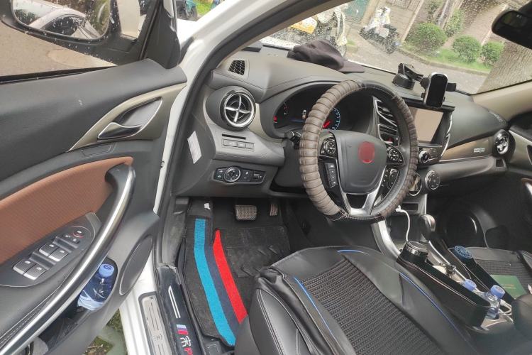 Used BYD Song 2018 1.5TID Automatic Smart Connect Prestige Model Driver Seat