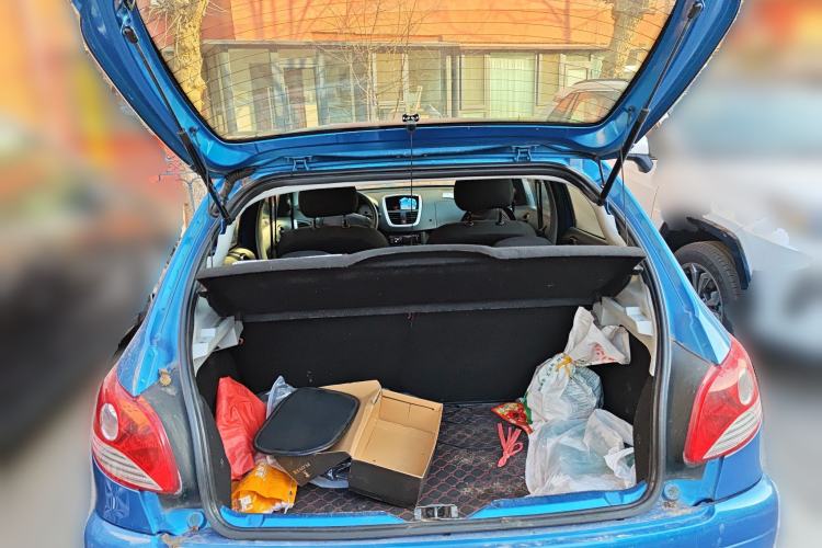 Used Peugeot 207 2011 Hatchback 1.4L Manual Yule Edition Trunk