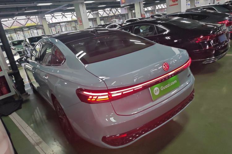 Used Volkswagen Passat 2025 Pro 380TSI Starry Dragon Luxury Edition Rear Left 45 Deg