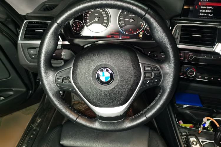 Used BMW 3 Series GT 2019 320i Sport Edition Steering Wheel