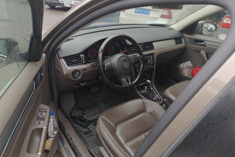 Used Volkswagen Bora 2014 1.6L Automatic Comfort Model Driver Seat