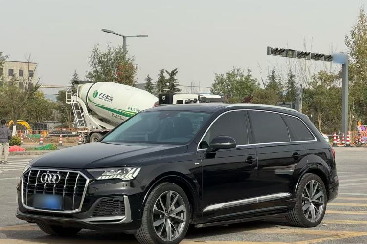 Used Audi Q7 2020 55 TFSI quattro S line sports model