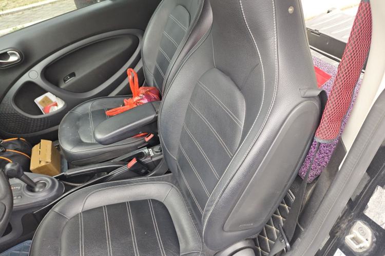 Used smart fortwo 2016 0.9T 66kW Hardtop Pioneer Edition