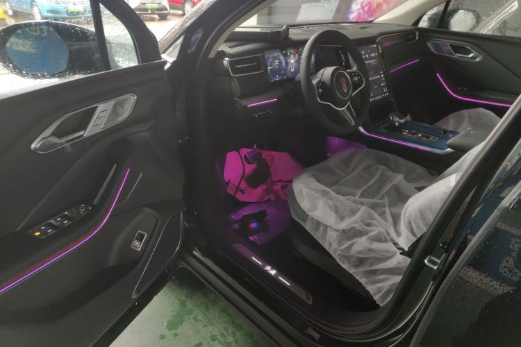 Used Hongqi HS7 PHEV 2025 Model 2.0T PHEV Four-Wheel Drive 2 Million Units Commemorative Edition 6-Seater