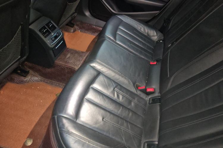 Used Audi A4L 2019 40 TFSI Fashion Edition China VI Emission Standard