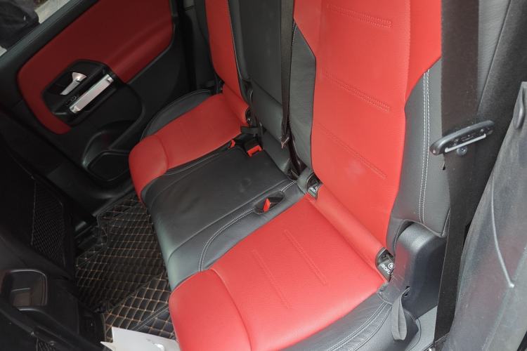 Used Mercedes-Benz GLB AMG 2022 AMG GLB 35 4MATIC Left Rear Seat