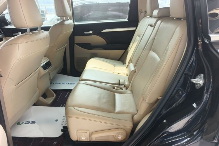 Used Toyota Highlander 2015 2.0T Four-Wheel Drive Luxury Edition 7-Seater