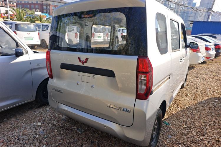 Used Wuling Zhiguang New Energy 2025 Standard Model Rear Right 45 Deg