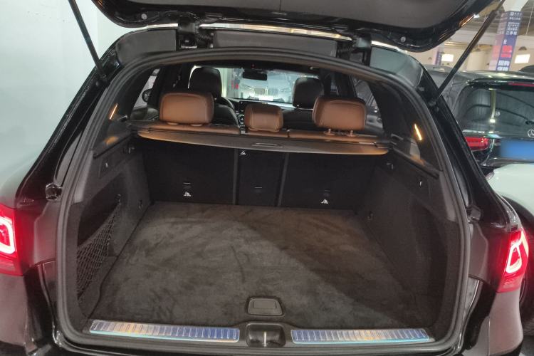 Used Mercedes-Benz GLC 2022 Refreshed GLC 300 L 4MATIC Dynamic Edition
