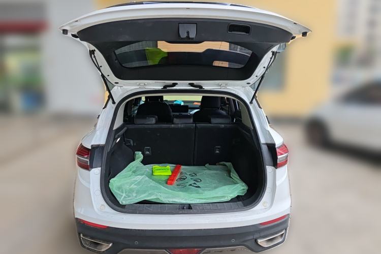 Used Geely Auto Coolray 2019 260T DCT Knight China VI Standard Trunk